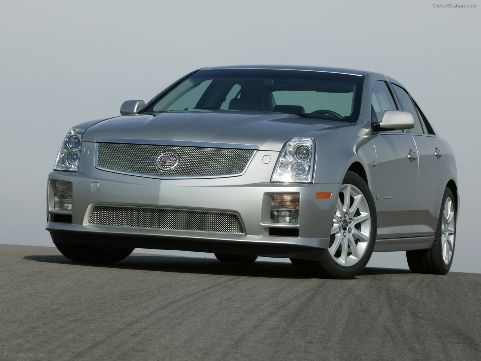 Cadillac STS V